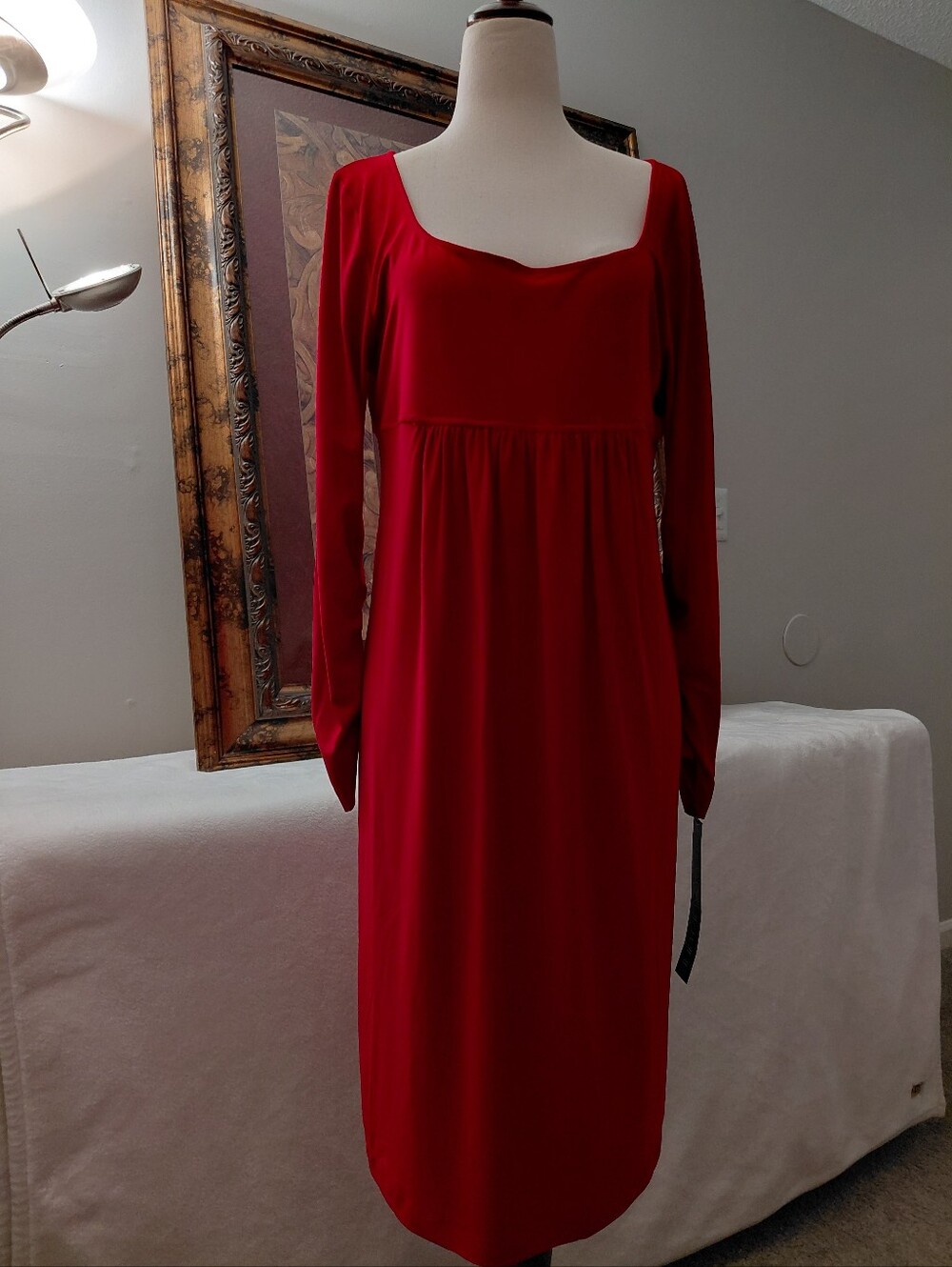 Women KamaliKulture Red Dress. Size large.
